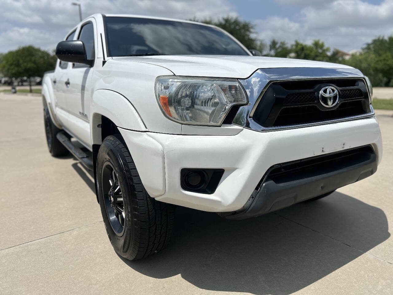 Used 2015 Toyota Tacoma PreRunner w/ SR5 Package RWD image 4