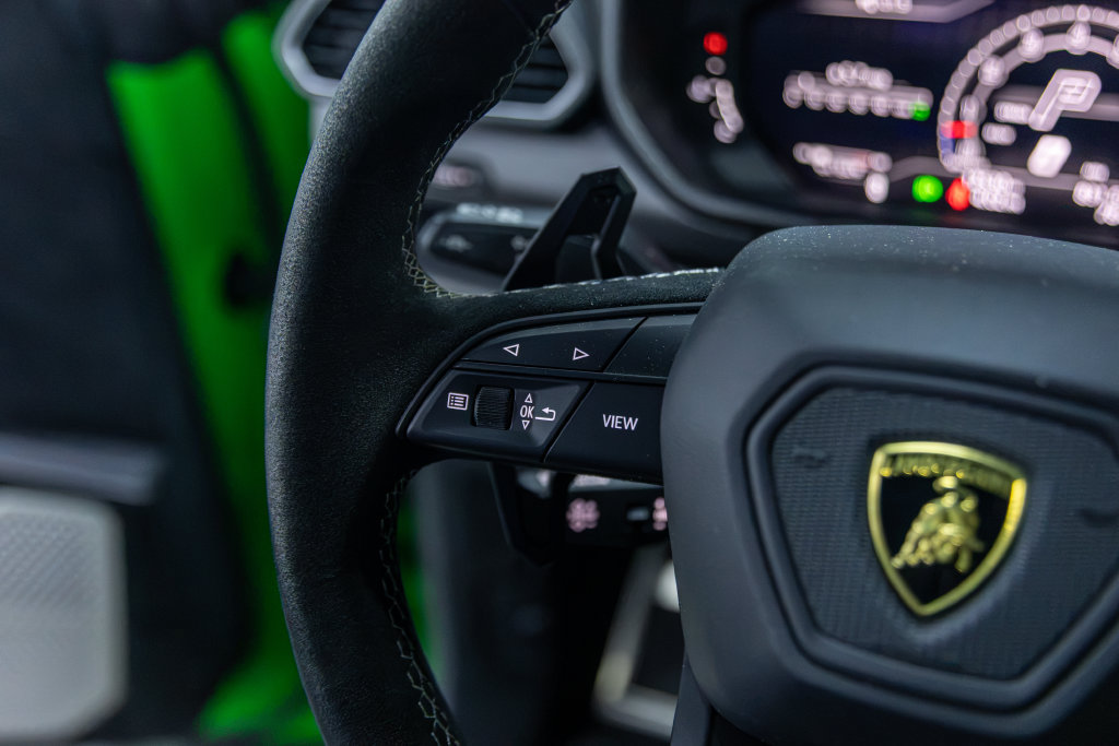 Used 2023 Lamborghini Urus Performante AWD/4WD image 42