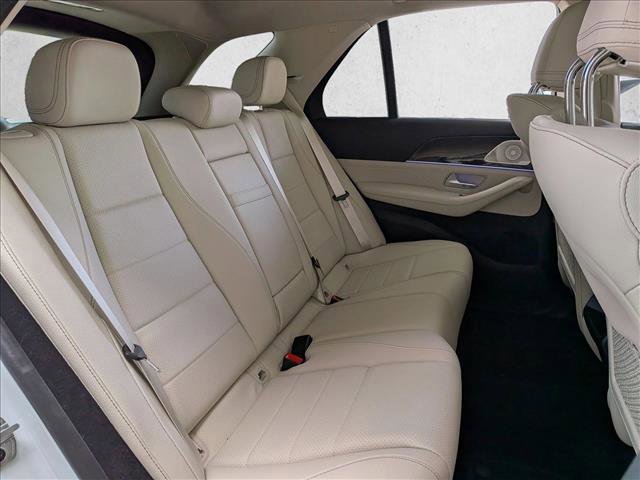 Certified 2025 Mercedes-Benz GLE 450 4MATIC image 17