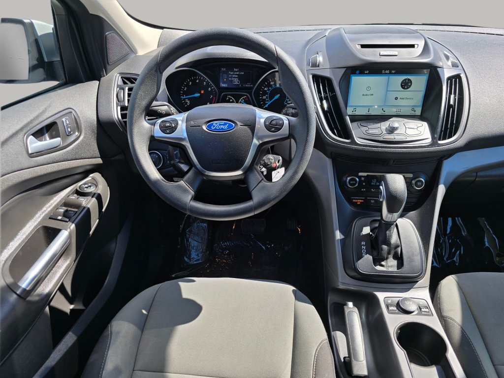 Used 2016 Ford Escape SE w/ Equipment Group 201A AWD/4WD image 3