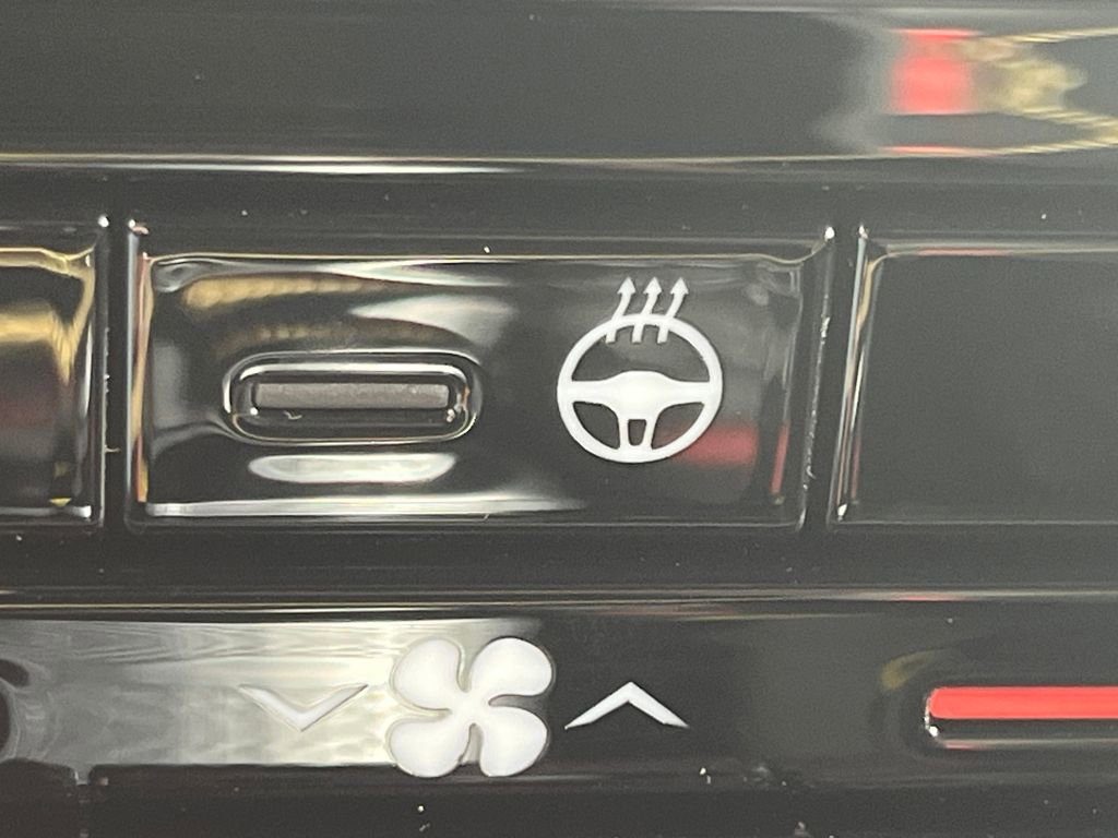 New 2025 Jeep Grand Cherokee Altitude image 10