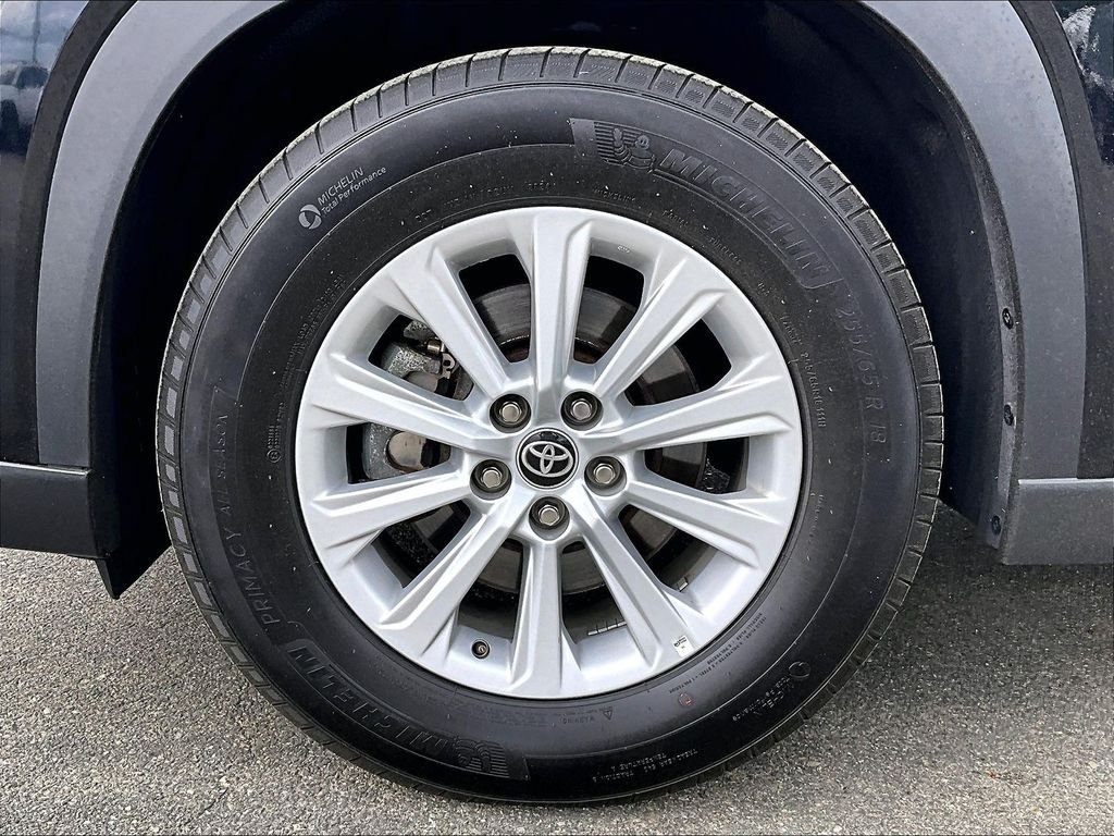 Used 2025 Toyota Grand Highlander AWD image 7