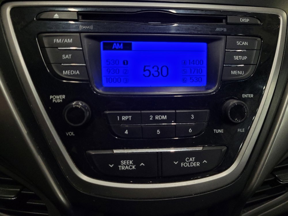 Used 2013 Hyundai Elantra GLS FWD image 25