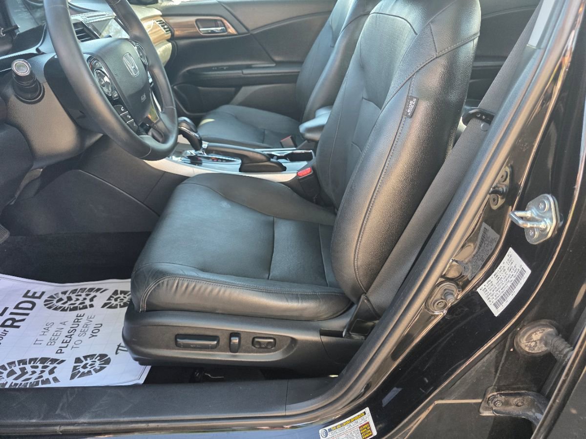 Used 2016 Honda Accord EX-L image 12