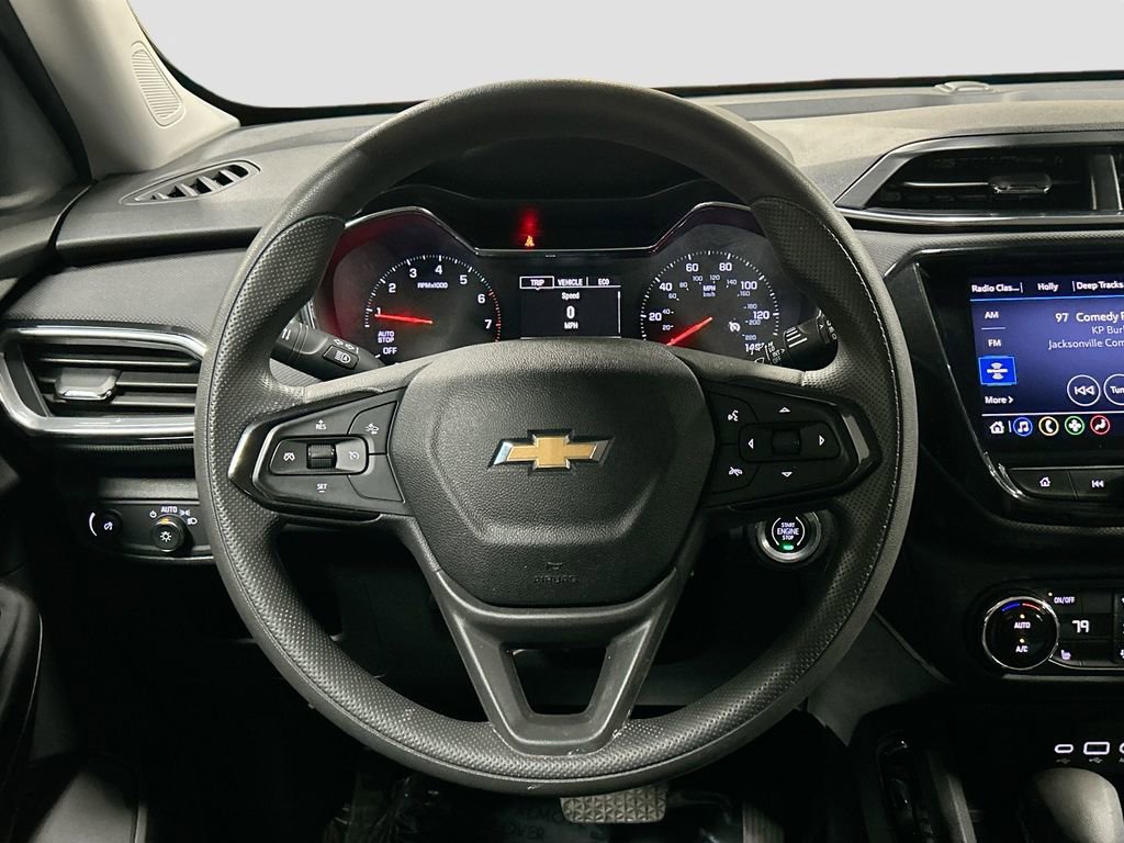 Used 2023 Chevrolet TrailBlazer LT w/ Convenience Package image 14