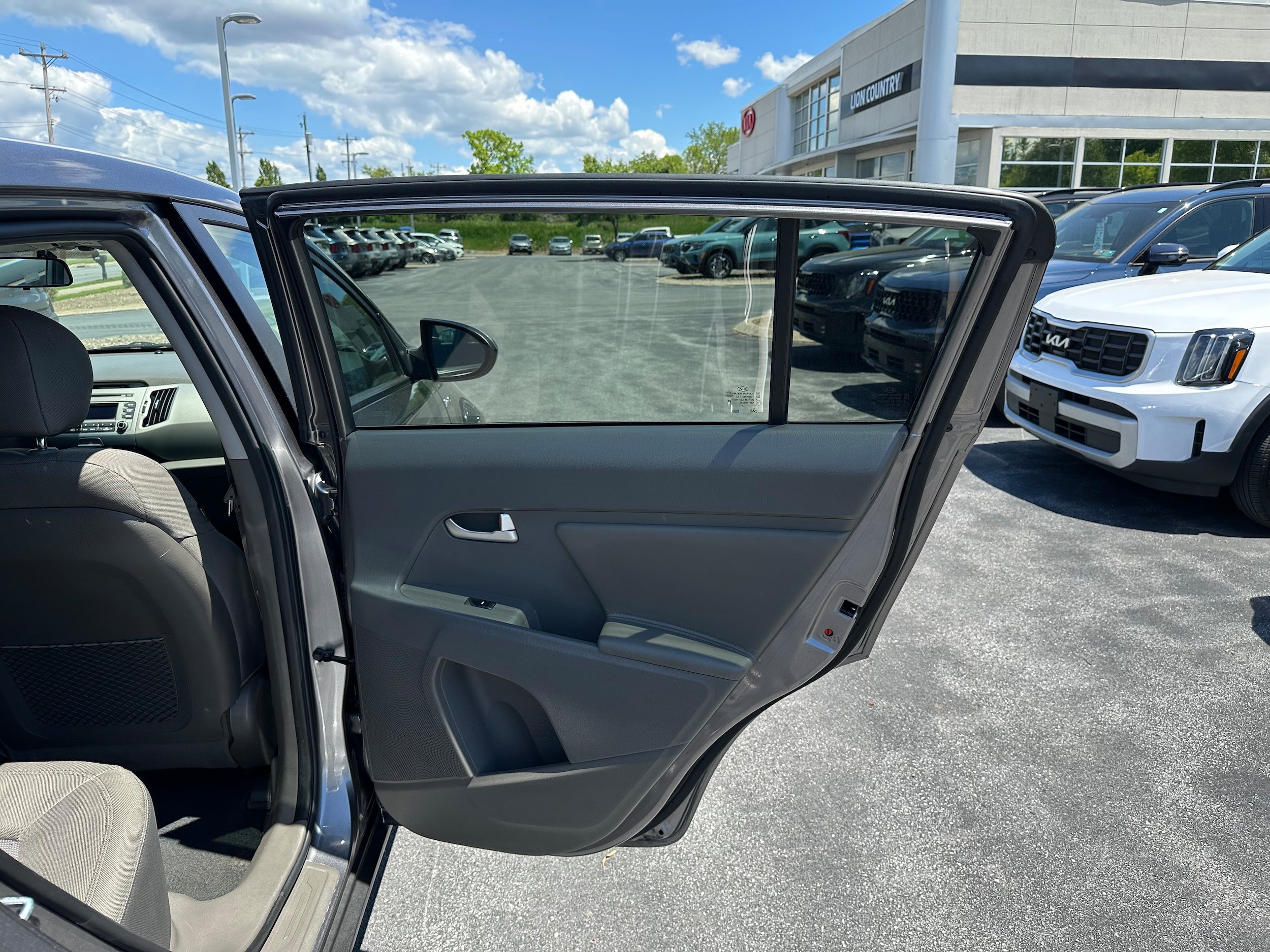 Used 2015 Kia Sportage LX AWD/4WD image 15