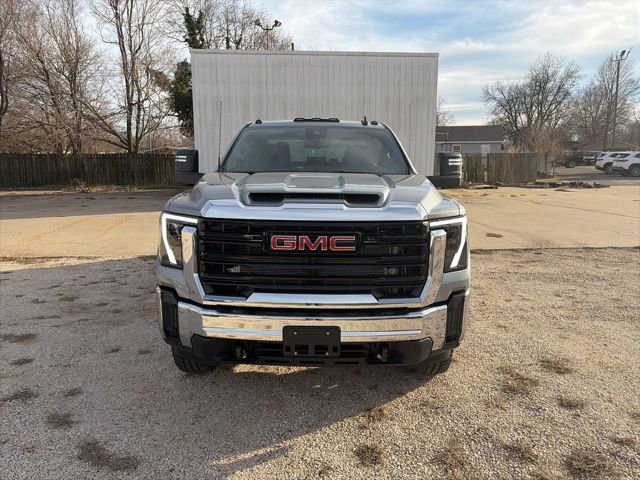 New 2026 GMC Sierra 3500 Pro image 9