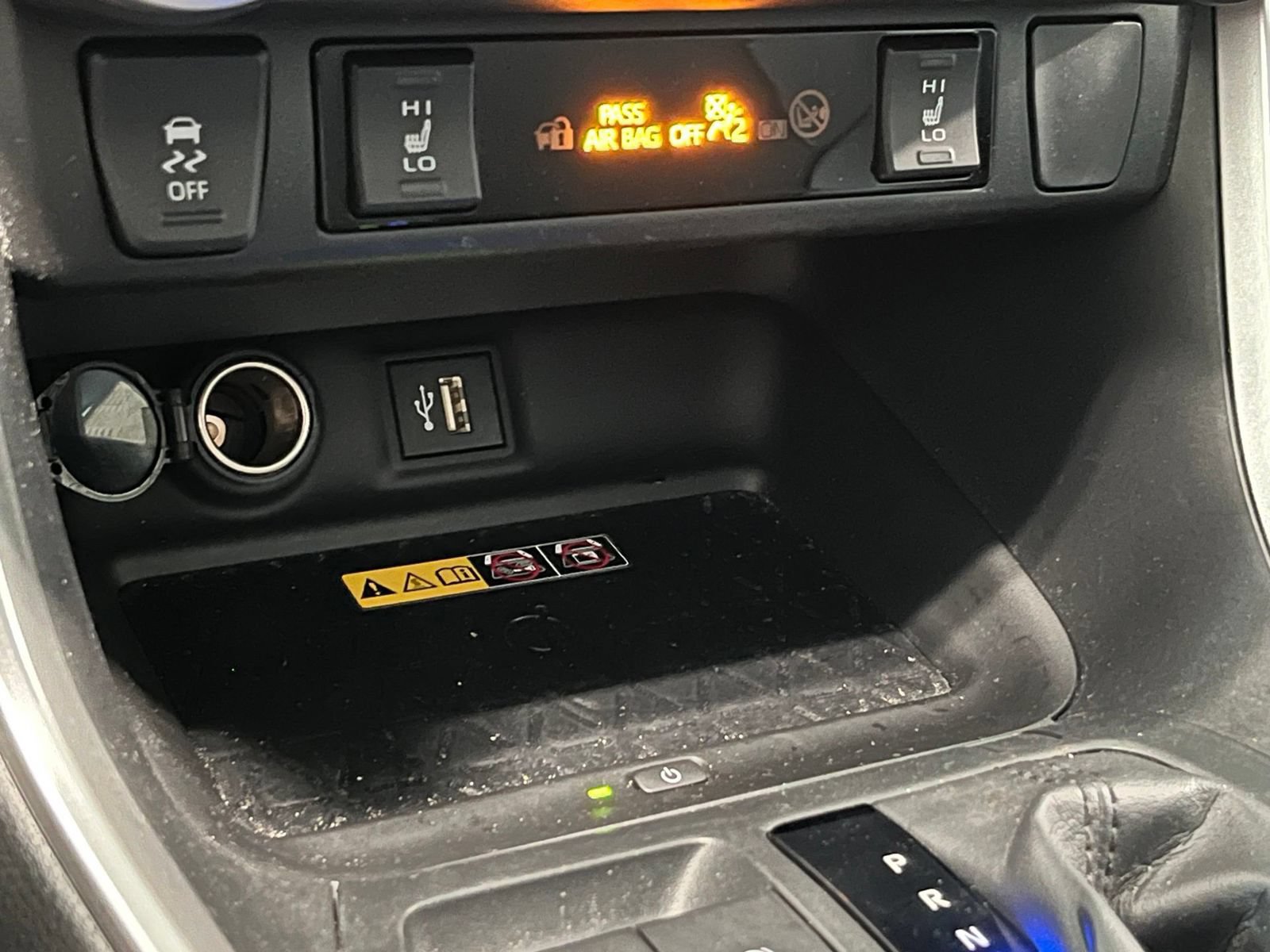 Used 2025 Toyota RAV4 XLE Premium w/ Weather Package AWD/4WD image 24