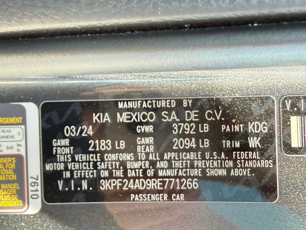 Used 2024 Kia Forte LXS w/ LXS Technology Package image 31