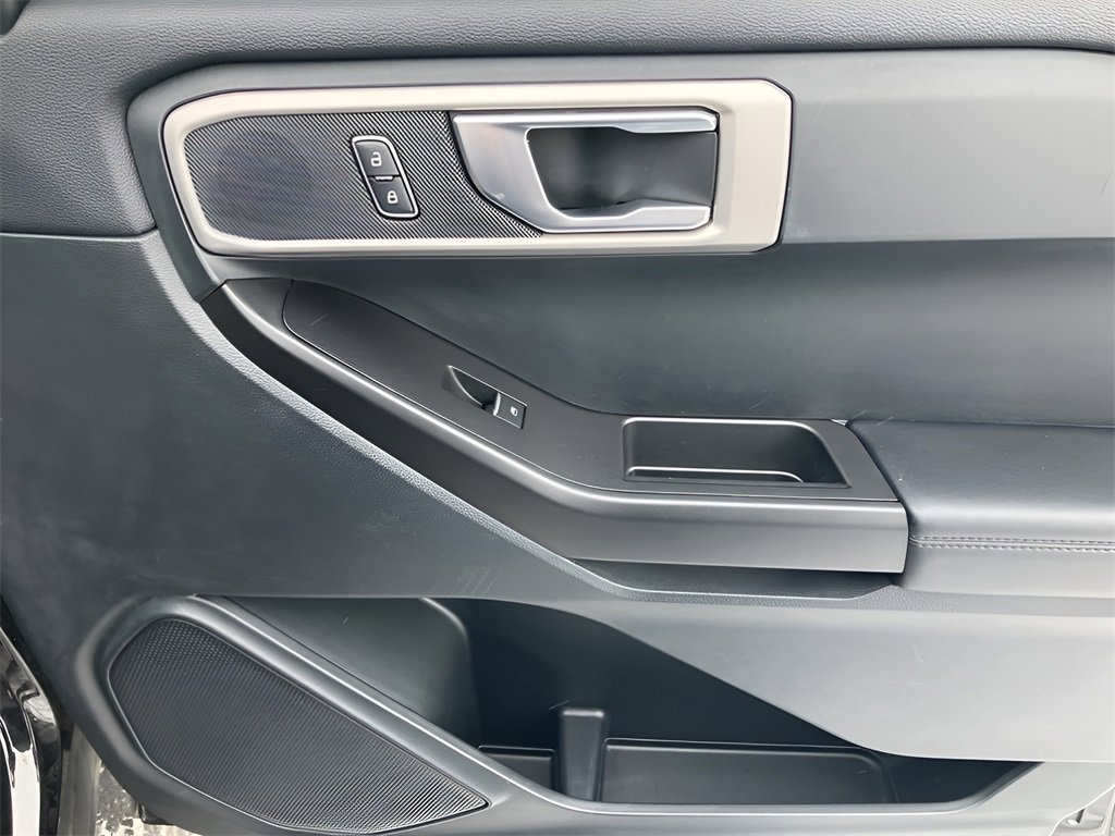 Used 2021 Ford Explorer 2WD image 45