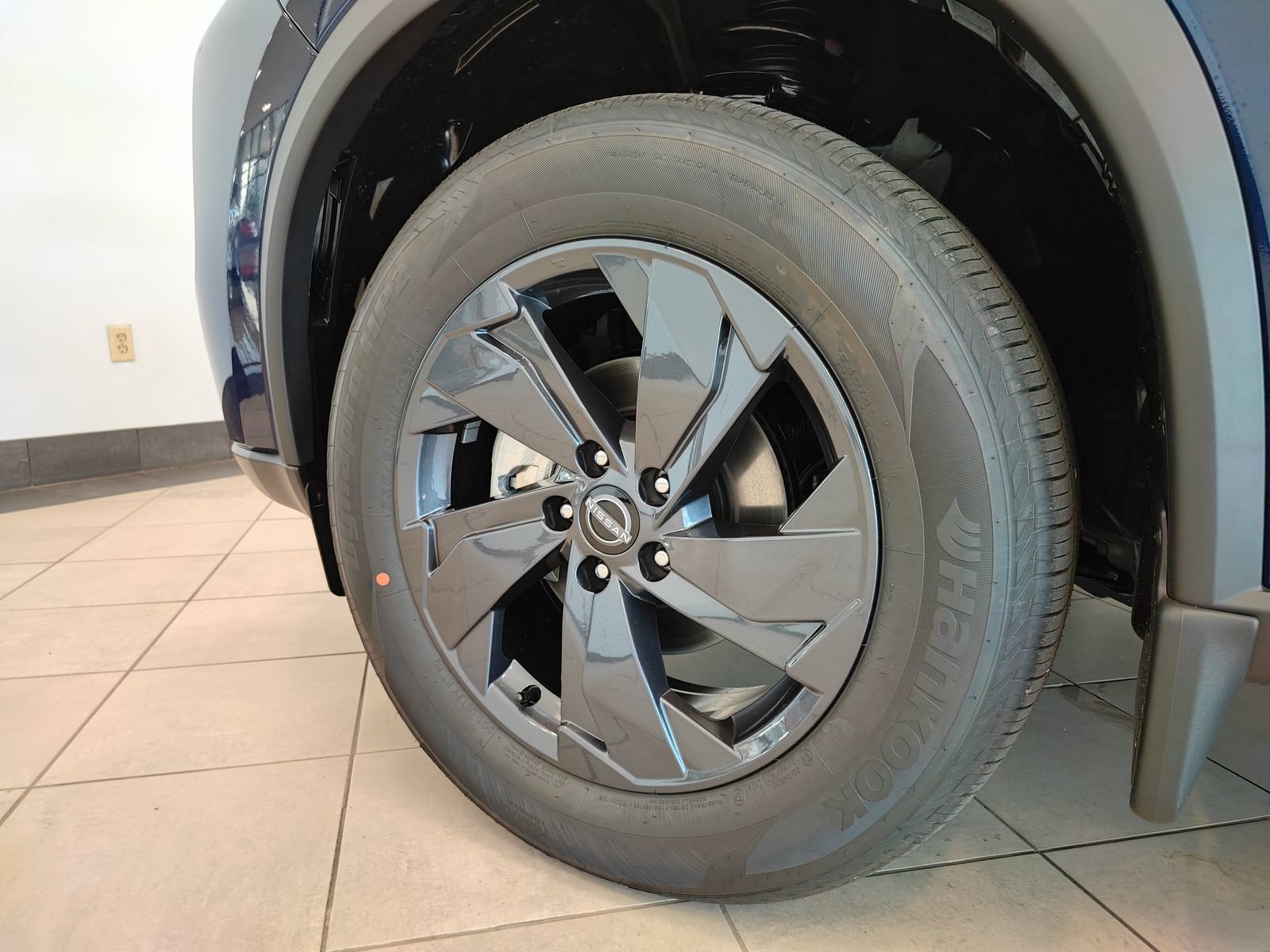 New 2026 Nissan Rogue SV AWD/4WD image 8