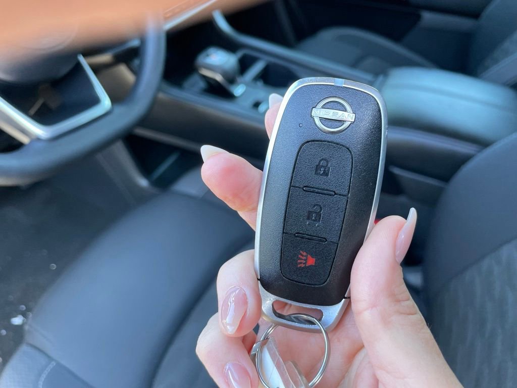 Certified 2024 Nissan Pathfinder S image 25