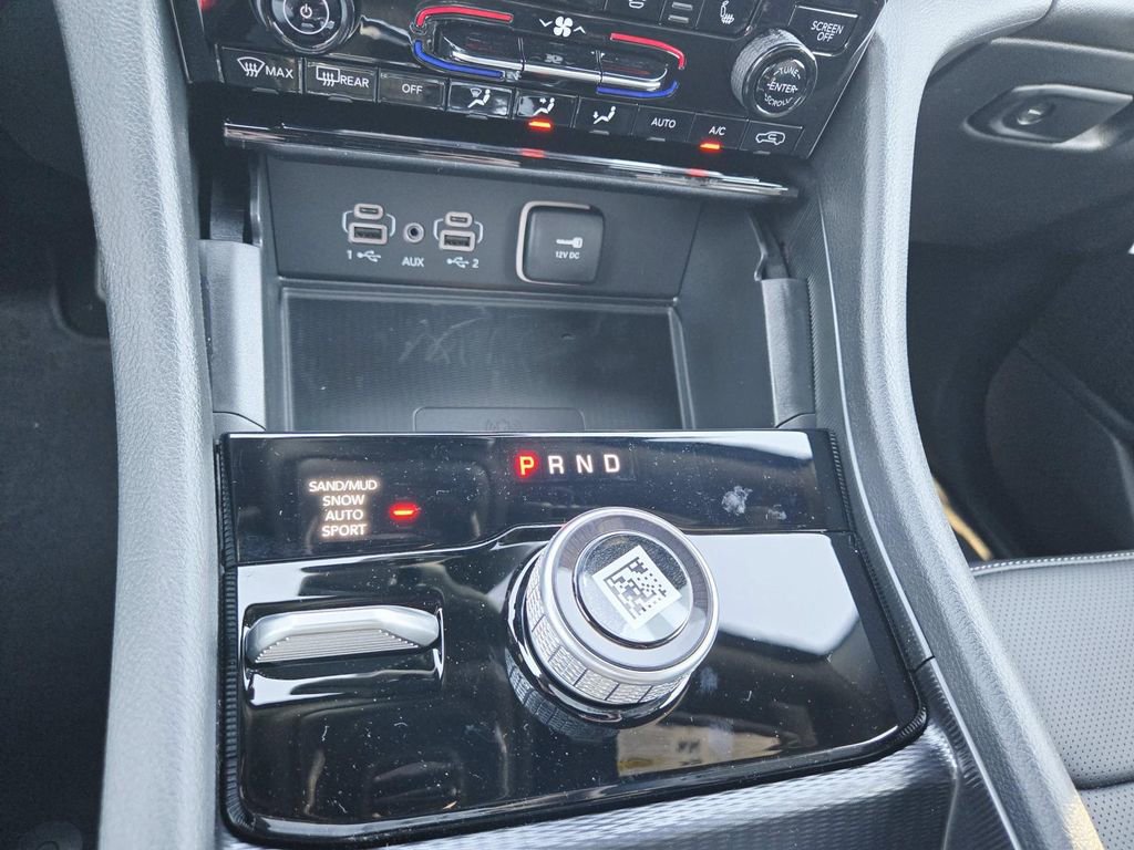 New 2025 Jeep Grand Cherokee L Limited w/ Luxury Tech Group II image 29