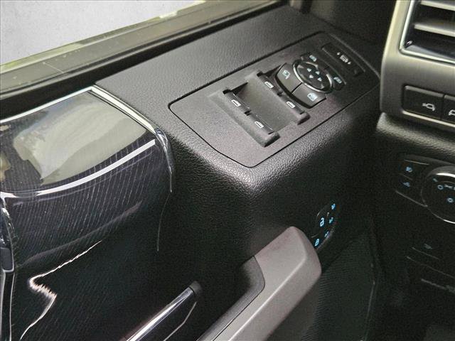 Used 2020 Ford F250 Platinum w/ FX4 Off-Road Package AWD/4WD image 27