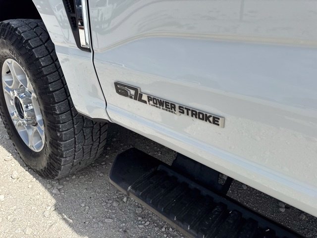 Used 2025 Ford F250 XLT w/ FX4 Off-Road Package AWD/4WD image 9
