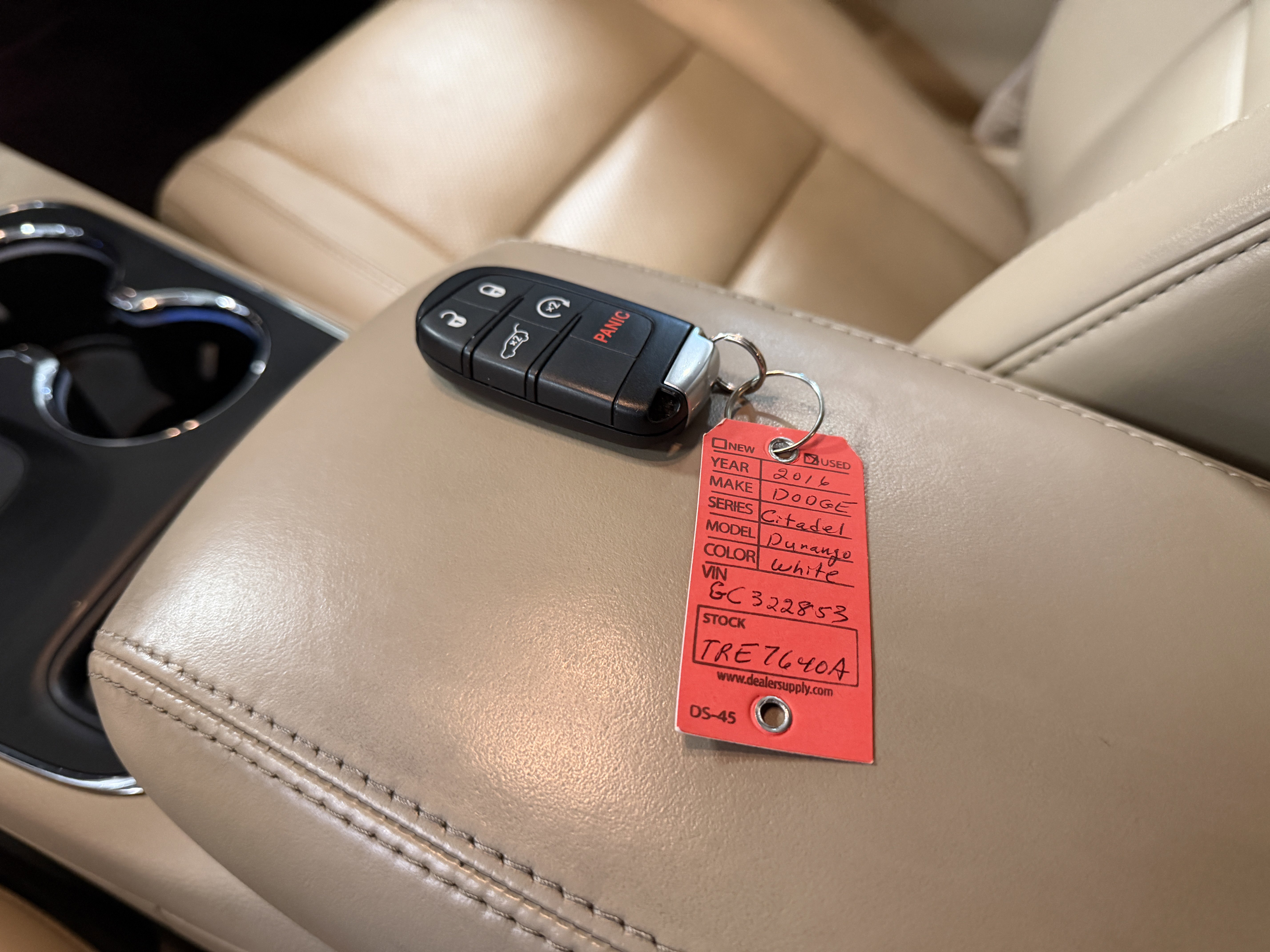 Used 2016 Dodge Durango Citadel w/ Premium Entertainment Group image 13