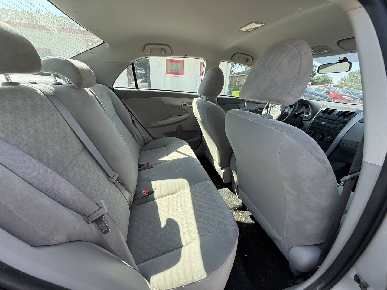 Used 2009 Toyota Corolla LE FWD image 16