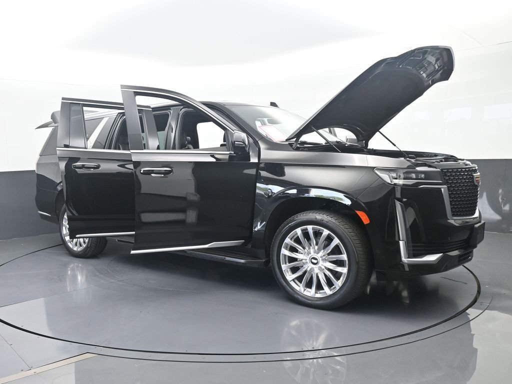 Used 2023 Cadillac Escalade ESV Premium Luxury image 85