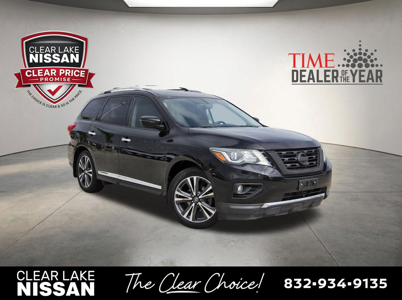 Used 2019 Nissan Pathfinder Platinum FWD image 1