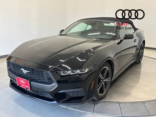 Used 2025 Ford Mustang Premium RWD image 3