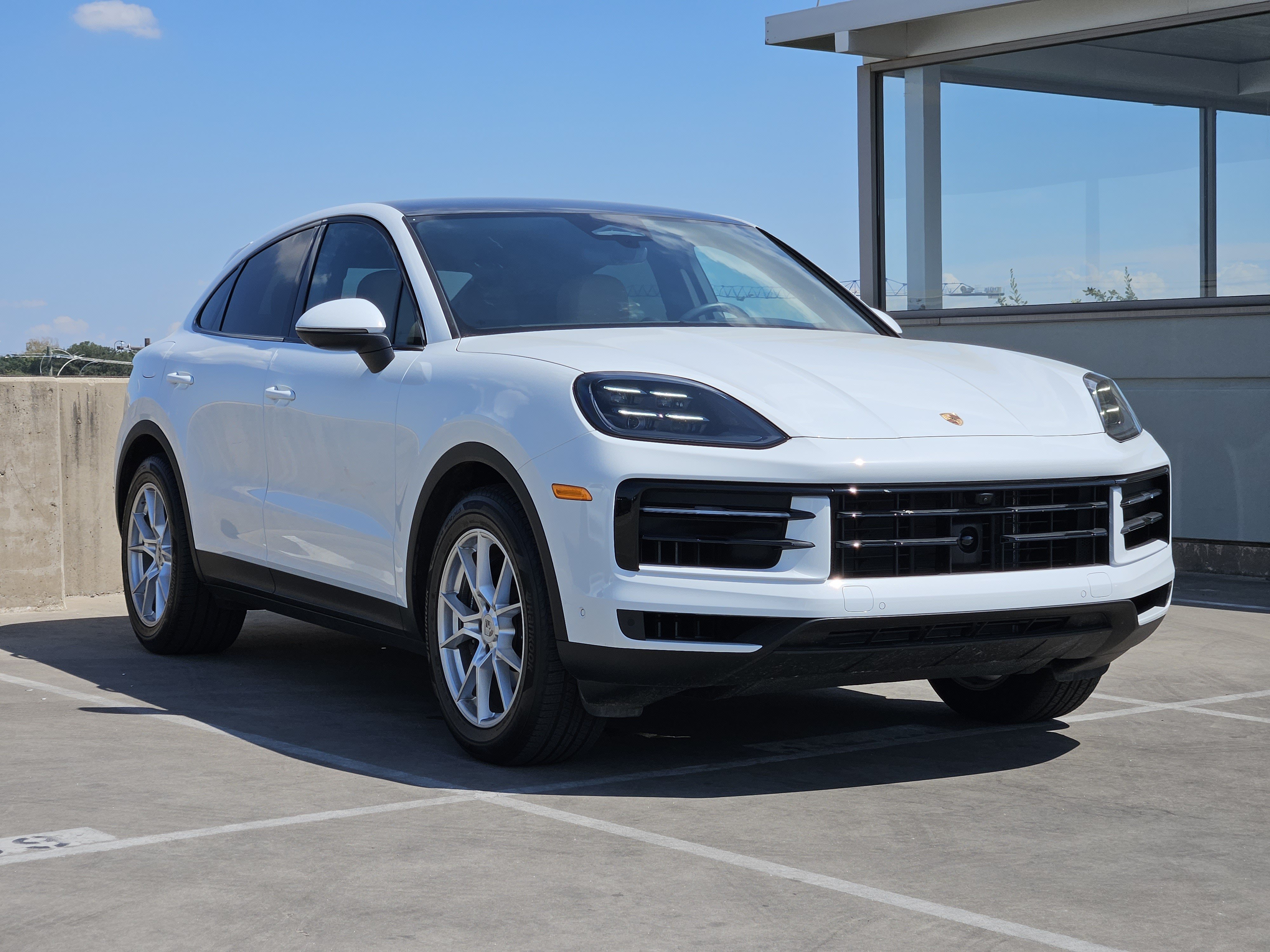 Certified 2026 Porsche Cayenne Coupe AWD/4WD image 10