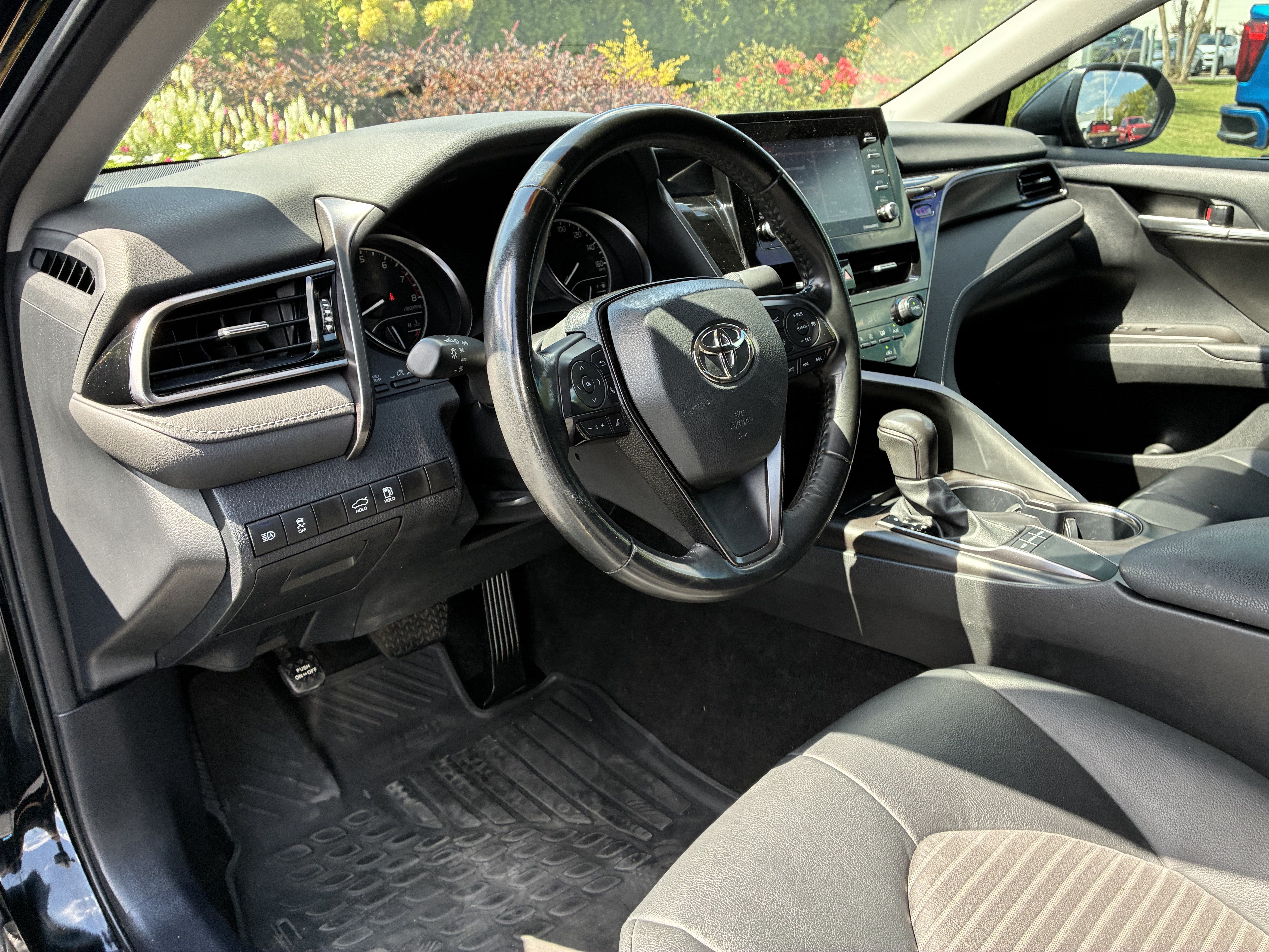 Used 2024 Toyota Camry SE FWD image 20