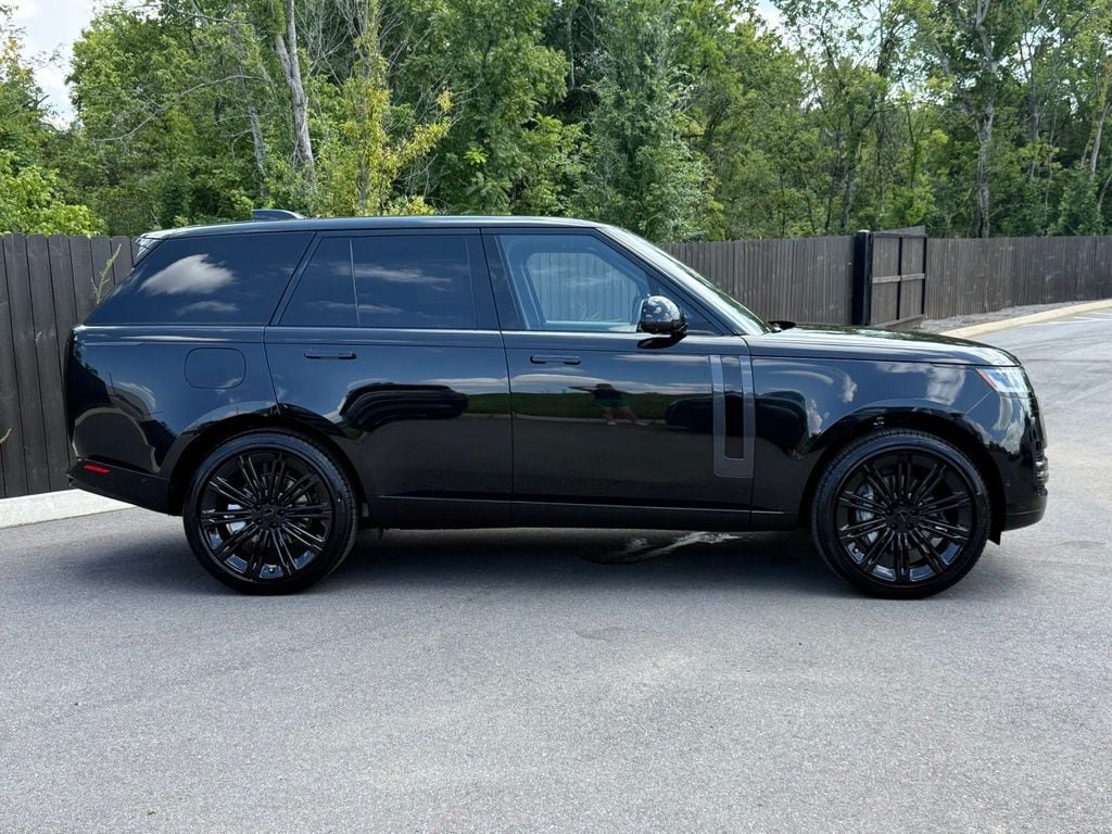 New 2026 Land Rover Range Rover SE AWD/4WD image 7