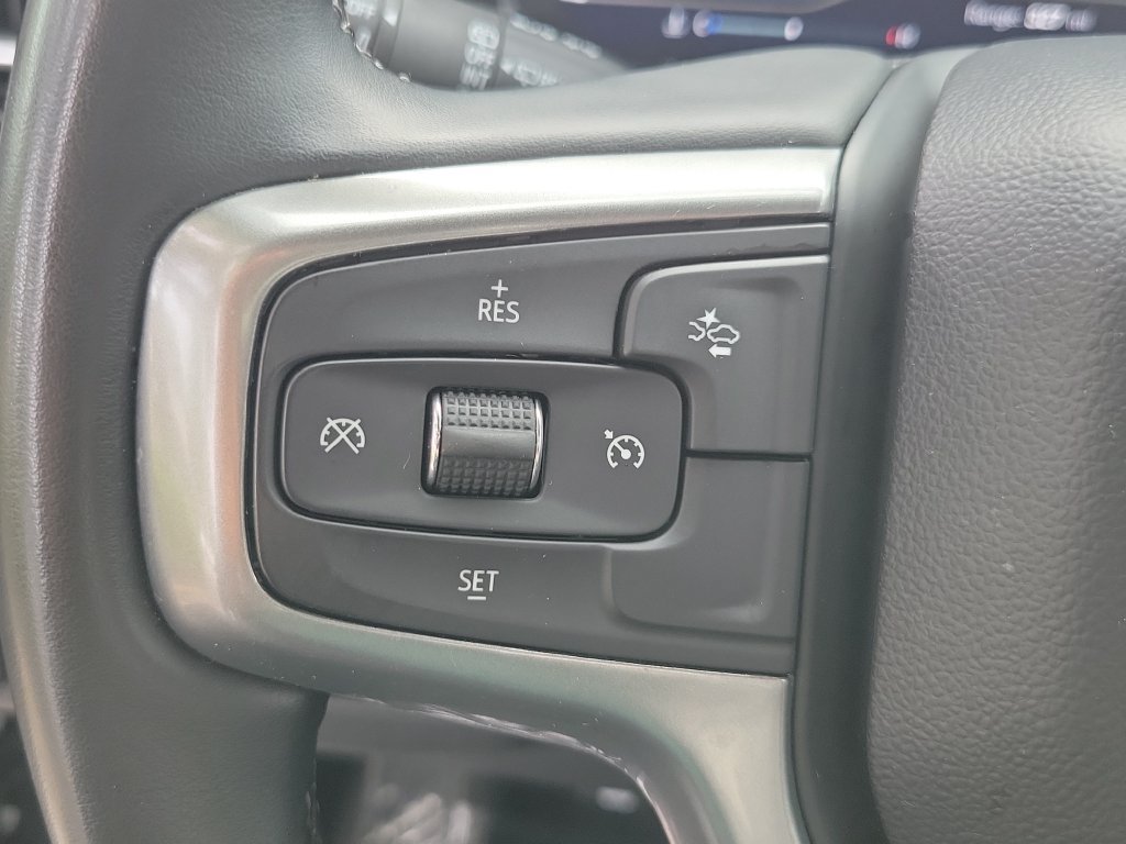 Used 2024 Chevrolet Suburban LT AWD/4WD image 31