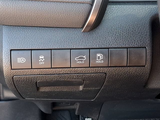 Certified 2023 Toyota Camry SE FWD image 15