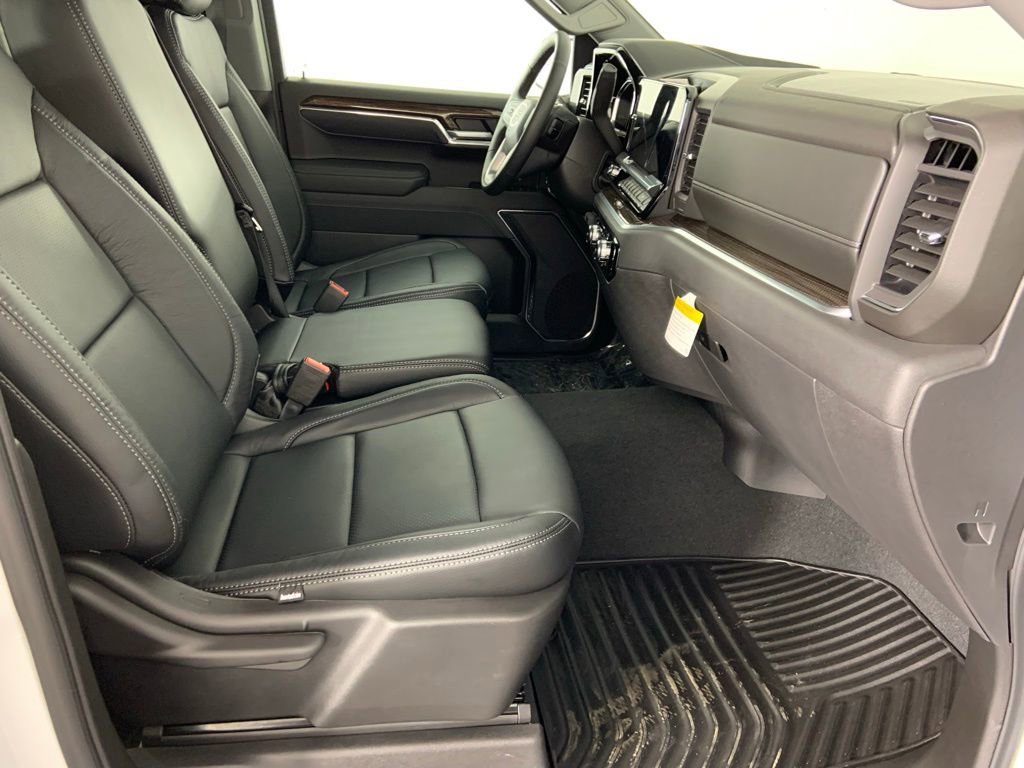 Used 2026 GMC Sierra 1500 Elevation image 16