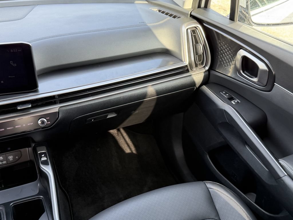 Certified 2025 Kia Sorento EX FWD image 15
