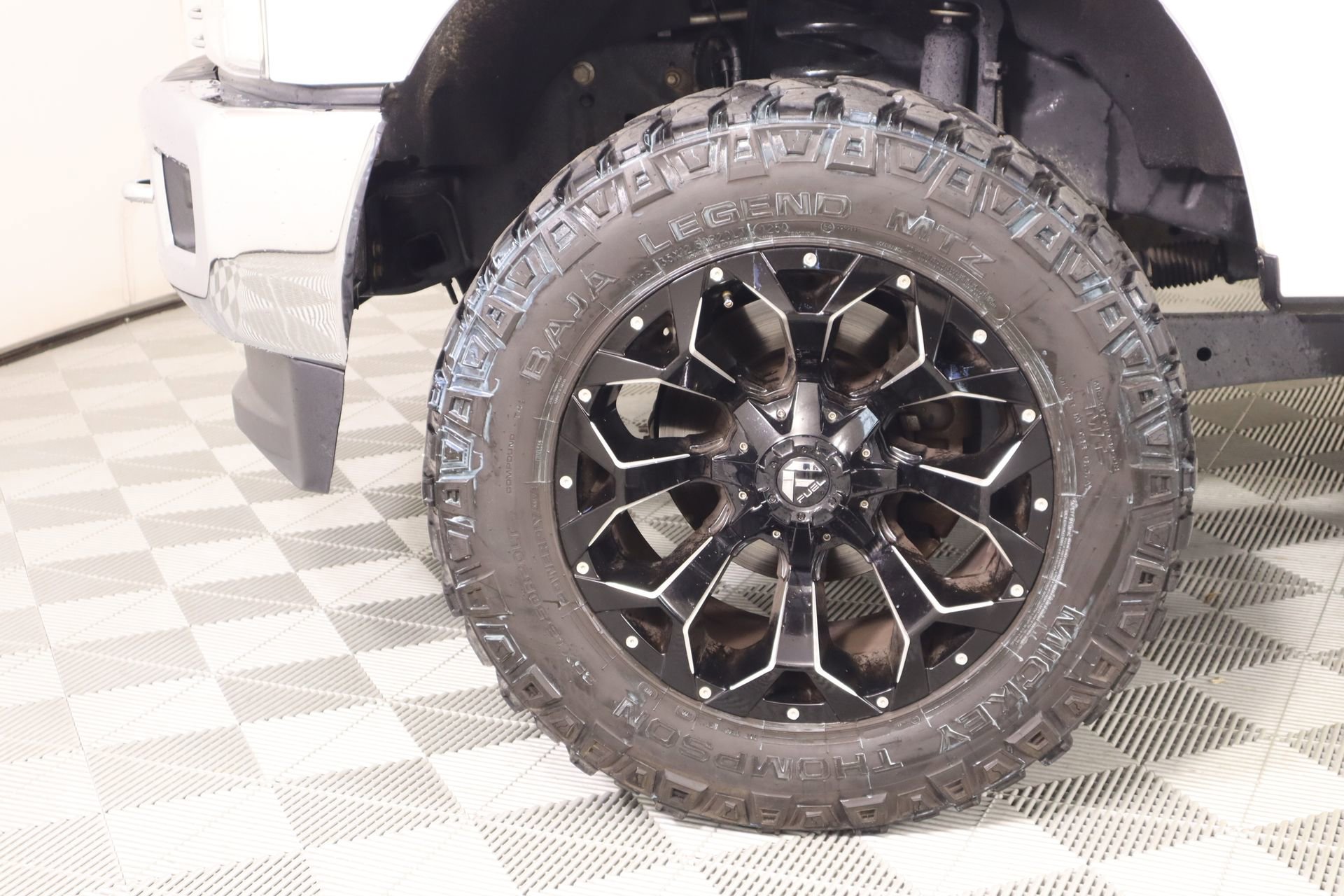 Used 2017 Ford F250 Lariat w/ Chrome Package image 17