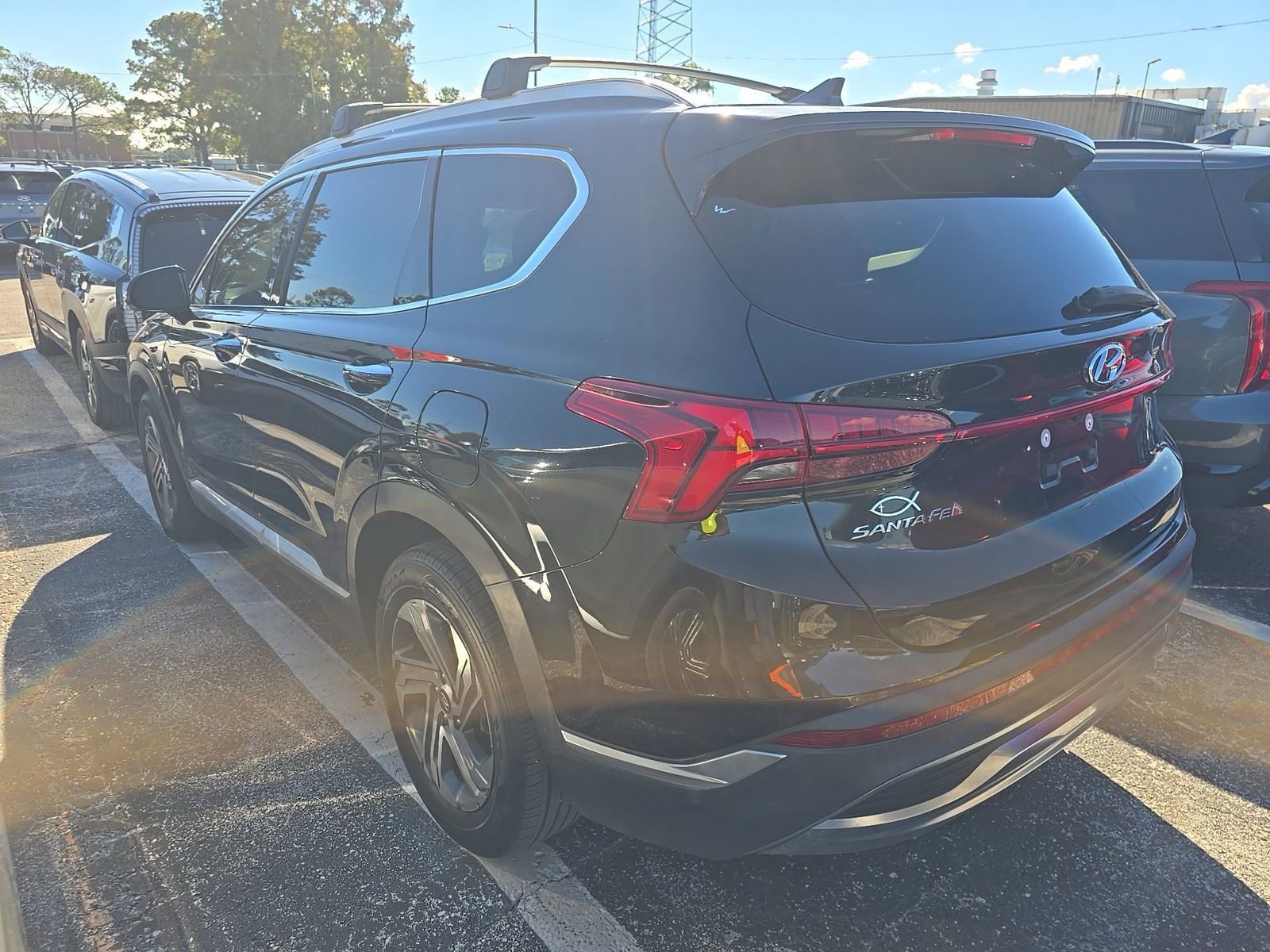 Used 2023 Hyundai Santa Fe SEL w/ Premium Package FWD image 12
