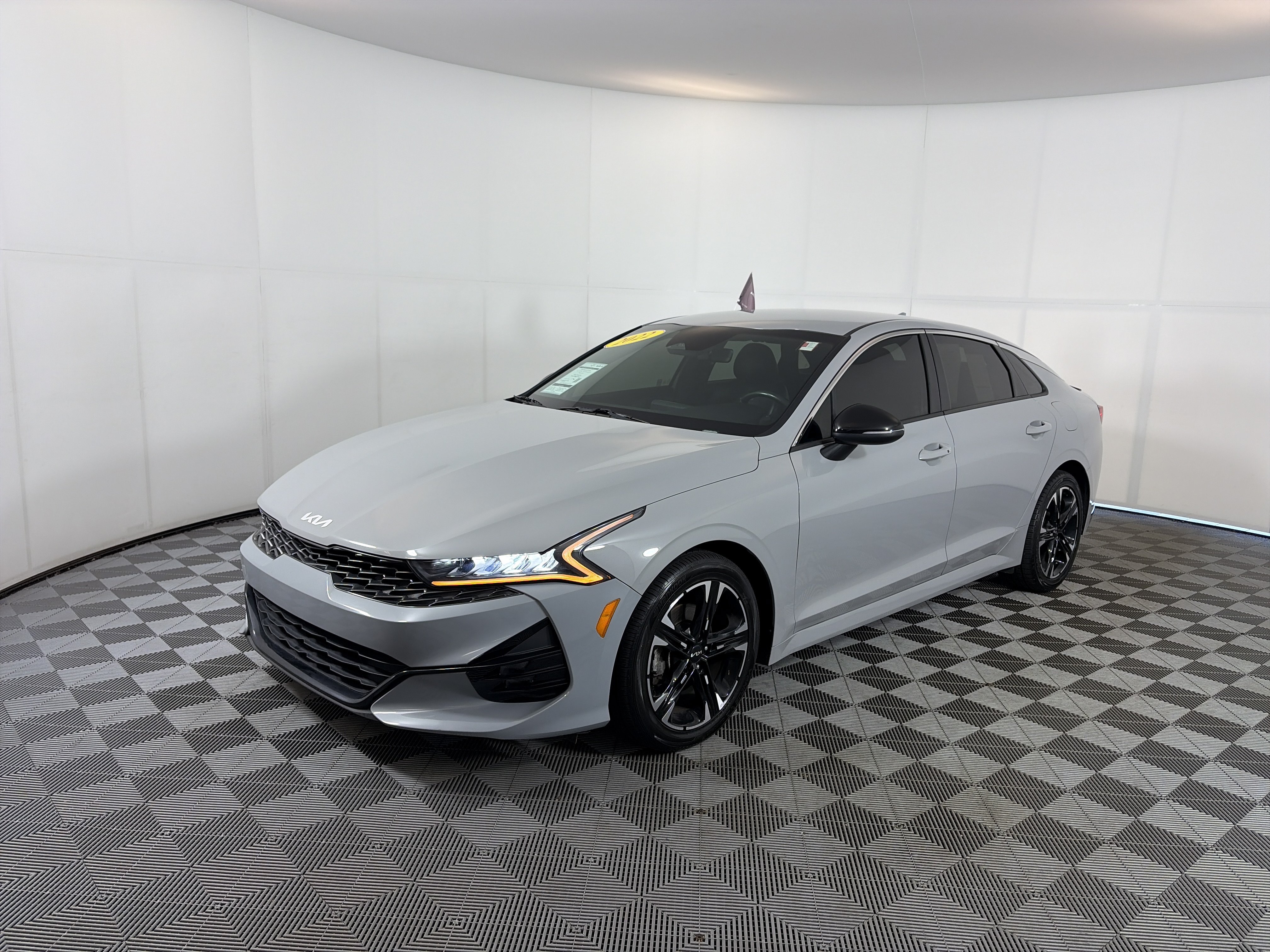 Certified 2022 Kia K5 GT-Line FWD image 2