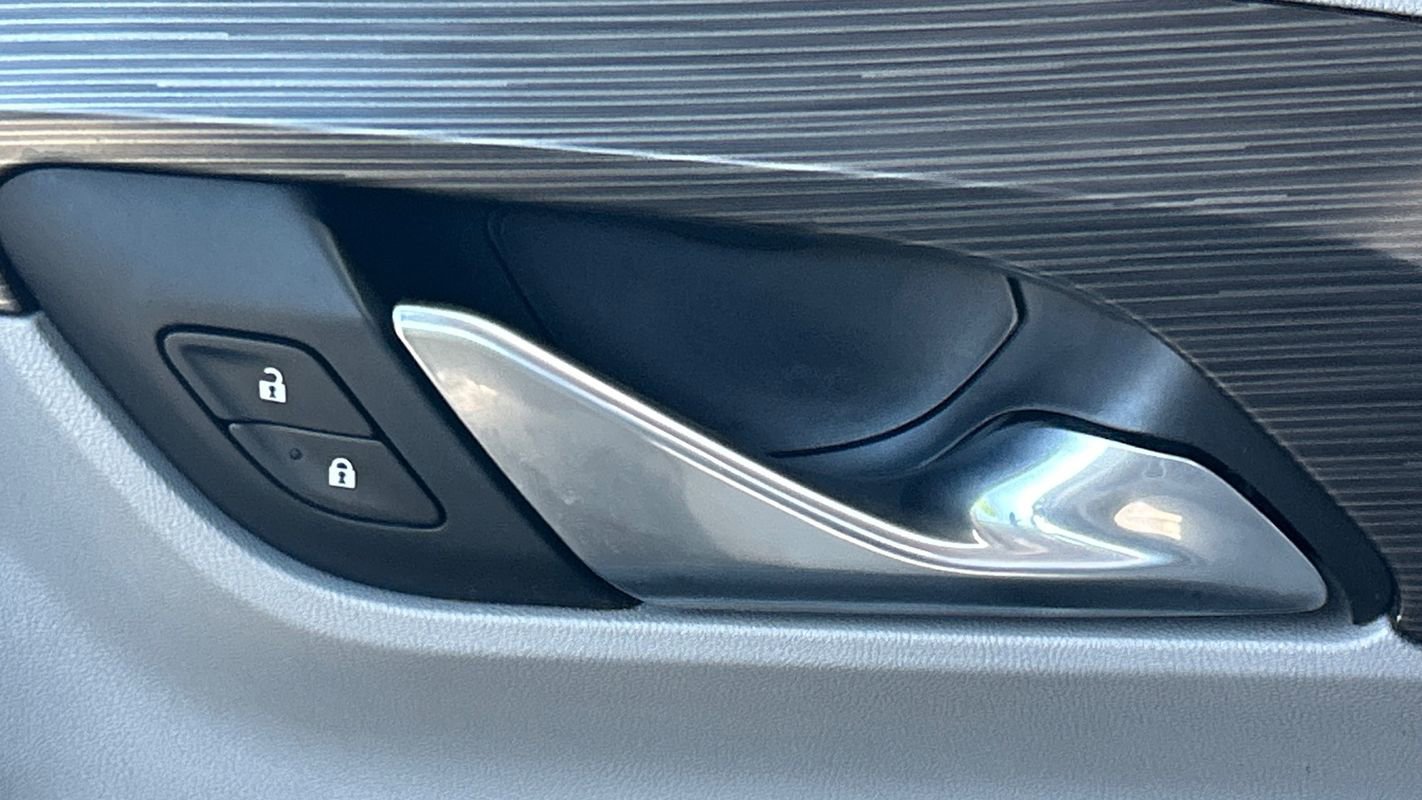 Used 2020 GMC Terrain SLT w/ Preferred Package image 38