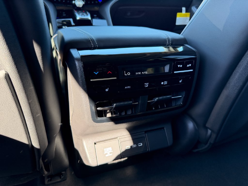 New 2026 Acura MDX w/ Advance Package AWD/4WD image 30