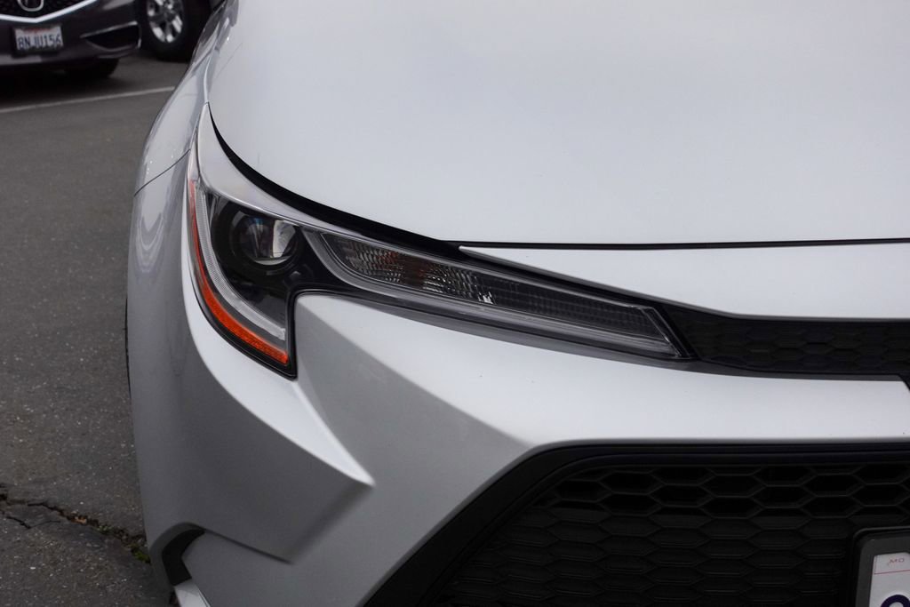 Used 2022 Toyota Corolla LE image 5