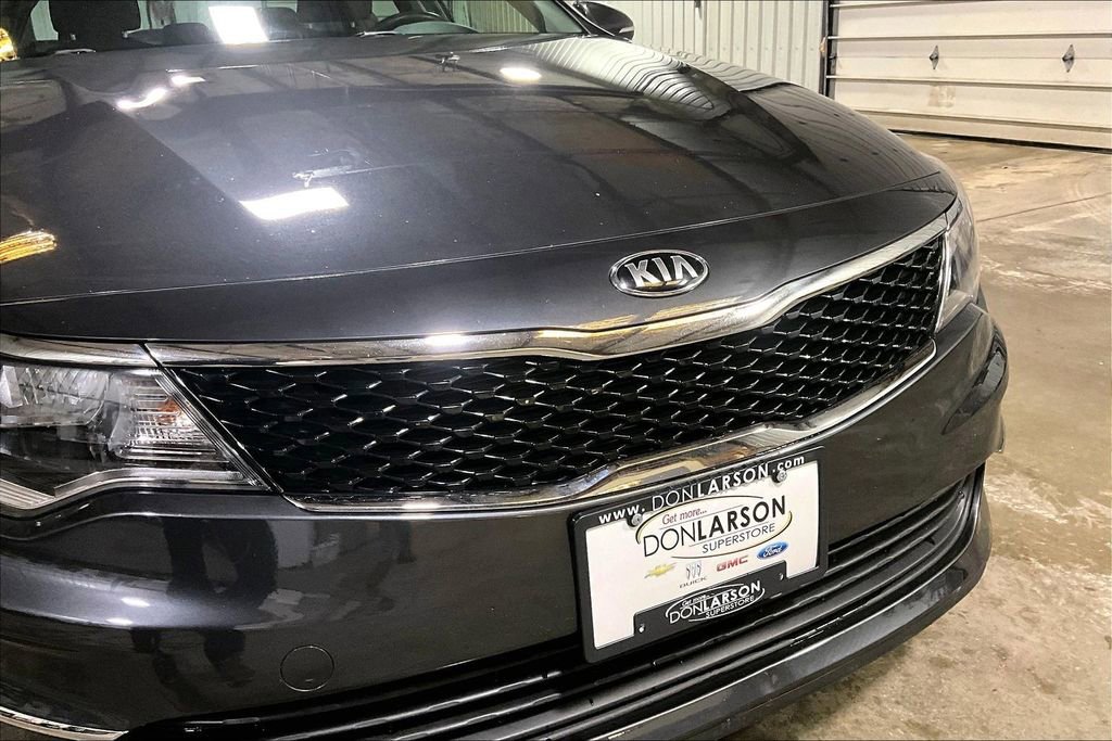 Used 2018 Kia Optima LX image 10