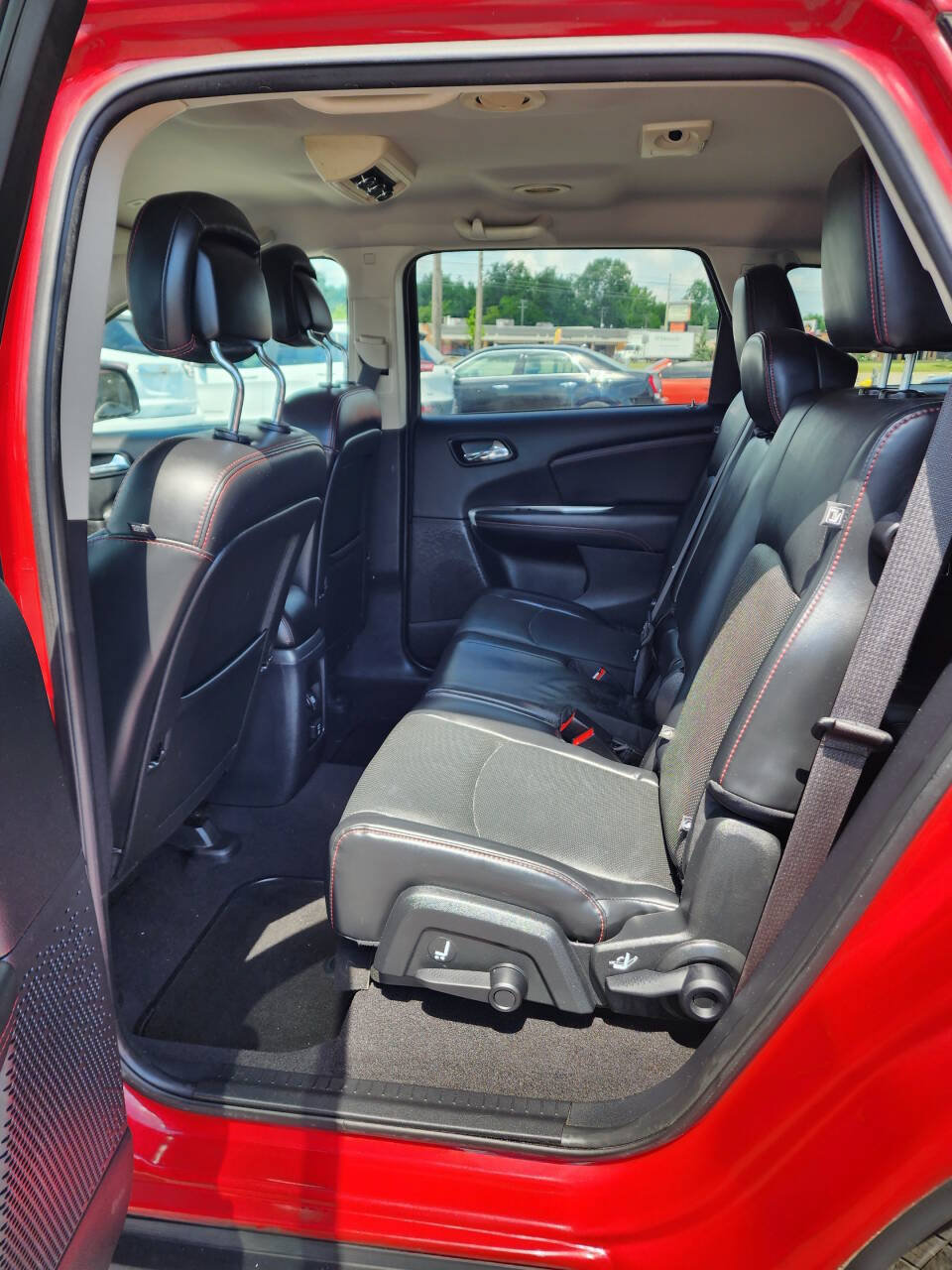Used 2019 Dodge Journey GT FWD image 17