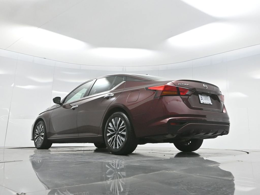 Used 2024 Nissan Altima 2.5 SV image 68