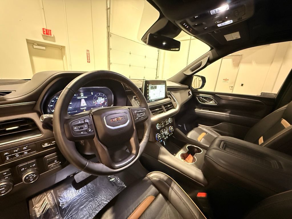 Used 2024 GMC Yukon AT4 w/ AT4 Premium Plus Package AWD/4WD image 19