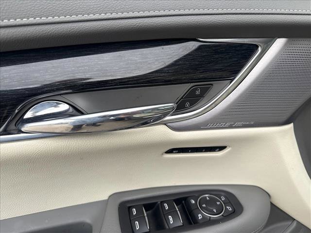 Used 2020 Cadillac XT6 Premium Luxury image 11