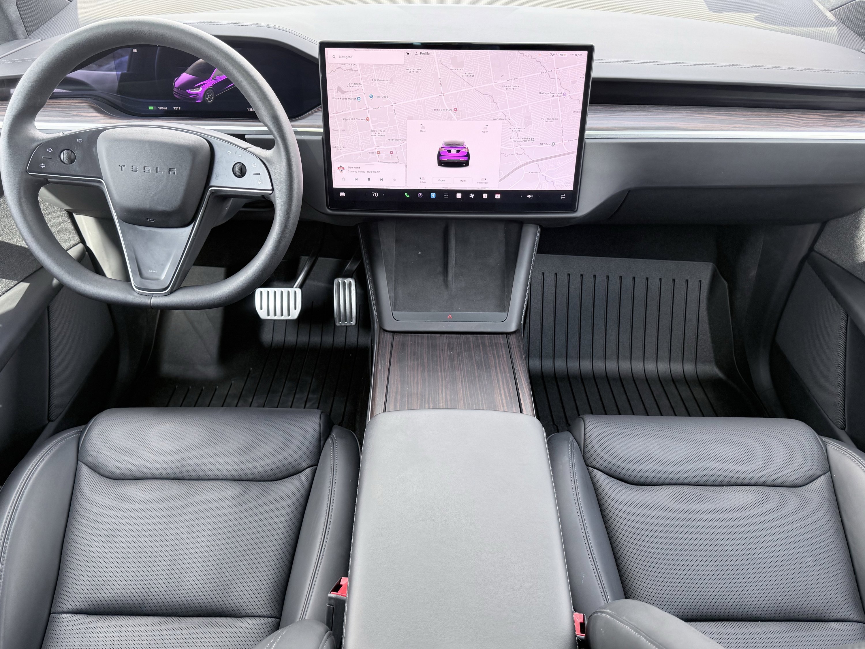 Used 2024 Tesla Model X Long Range image 2