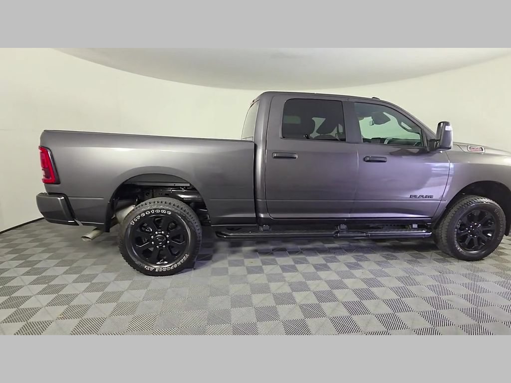 Used 2025 RAM 2500 Big Horn AWD/4WD image 38