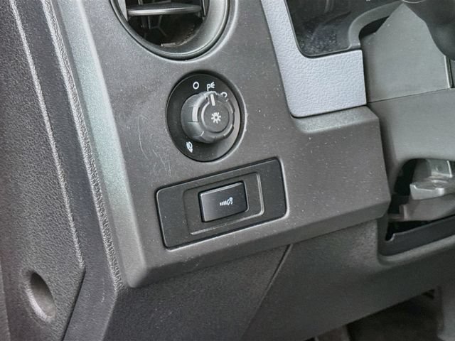 Used 2013 Ford F150 STX w/ Mid Equipment Group AWD/4WD image 10
