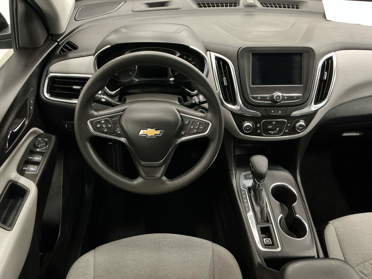 Used 2024 Chevrolet Equinox LS w/ LS Convenience Package AWD/4WD image 14