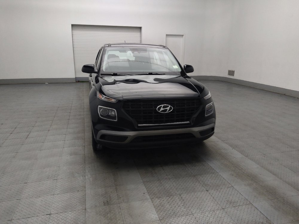 Used 2024 Hyundai Venue SE image 14
