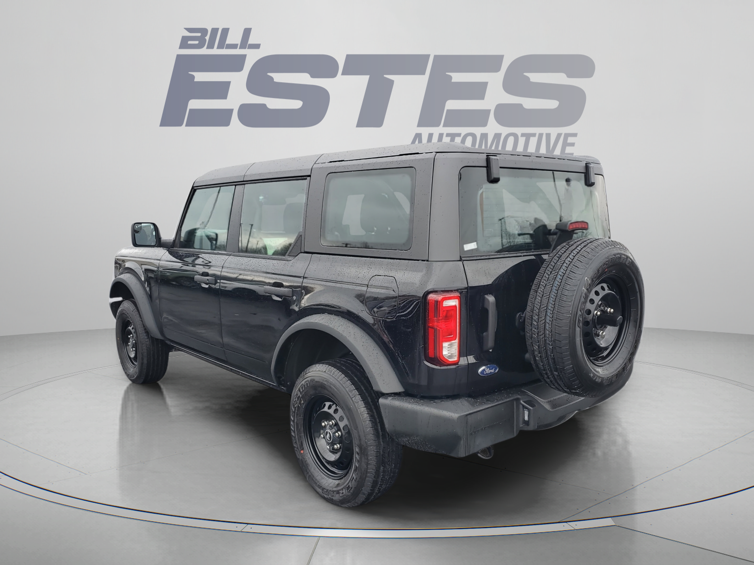 New 2025 Ford Bronco 4-Door AWD/4WD image 2