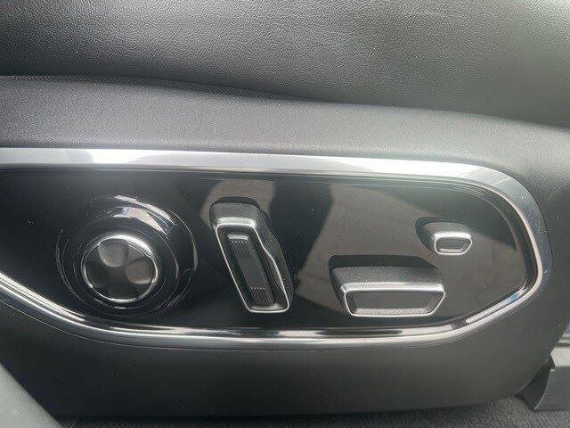 Used 2023 Jeep Grand Cherokee L Summit image 18