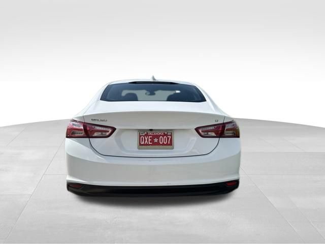 Used 2019 Chevrolet Malibu LT FWD image 4